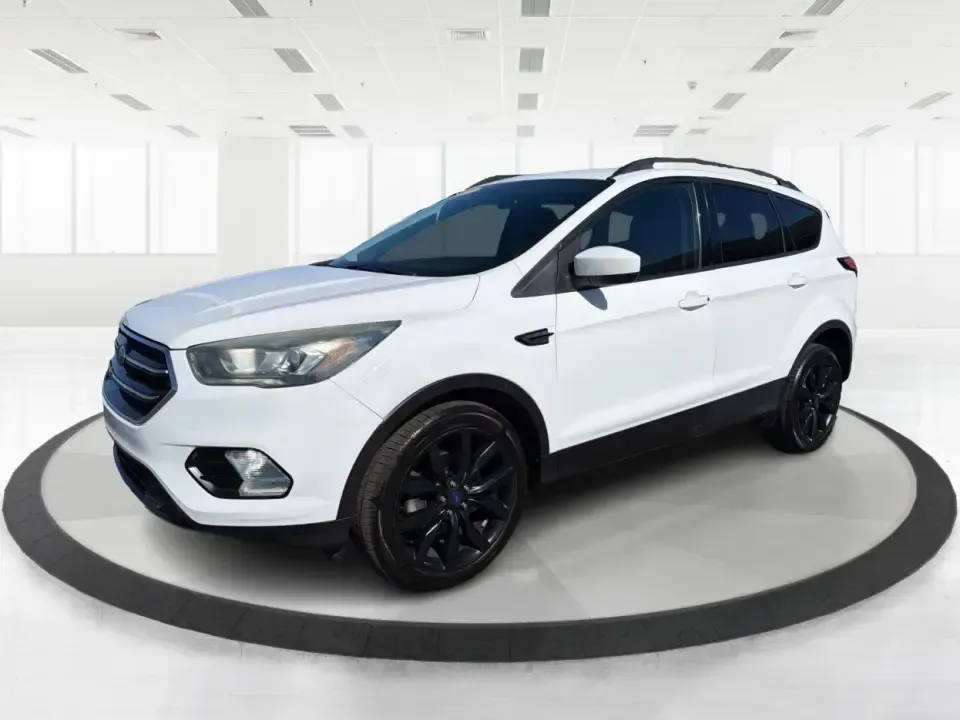 2017 Ford Escape SE (1FMCU0GD2HU) with an 1.5L L4 DOHC 16V engine, 6A transmission, located at 401 Woodman Dr, Riverside, OH, 45431, (937) 908-9800, 39.760899, -84.123421 - Picture a weekday that starts with a smooth commute up N County Rd 25A, turns into easy school drop-offs, and ends with a weekend escape to Indian Lake or a quick run down I75 for shopping and dinner-this 2017 Ford Escape SE is built for real life in and around Piqua, Ohio. Finished in standout Whit - Photo#8