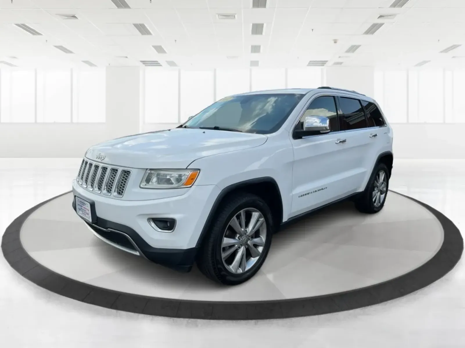 2014 Jeep Grand Cherokee Limited (1C4RJFBGXEC) with an Other engine, located at 1099 N County Rd 25A , Troy, OH, 45373, (937) 908-9800, 40.057079, -84.212883 - **Adventure Awaits: 2014 Jeep Grand Cherokee Limited Perfect for Your Next Family Road Trip!**<br /> <br /> Are you ready to embark on your next adventure? The 2014 Jeep Grand Cherokee Limited is here to elevate your driving experience, whether you're navigating the bustling streets of Fairborn, OH - Photo#8