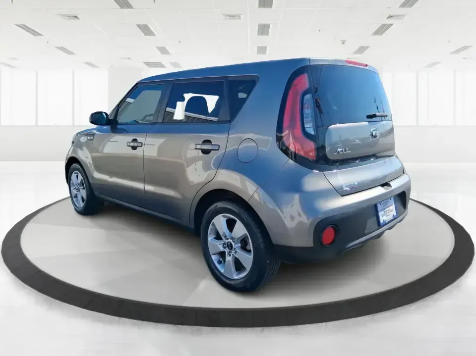 2018 Kia Soul Base 6M (KNDJN2A21J7) with an 1.6L L4 DOHC 16V engine, 6M transmission, located at 1184 Kauffman Ave, Fairborn, OH, 45324, (937) 908-9800, 39.807072, -84.030914 - Busy weekdays, tight parking, and spontaneous weekend plans call for a vehicle that's easy to live with-and the 2018 Kia Soul Base 6M fits that lifestyle perfectly. With its upright seating, versatile wagon-style space, and city-friendly footprint, this Soul is a smart match for commuters heading to- Photo#4