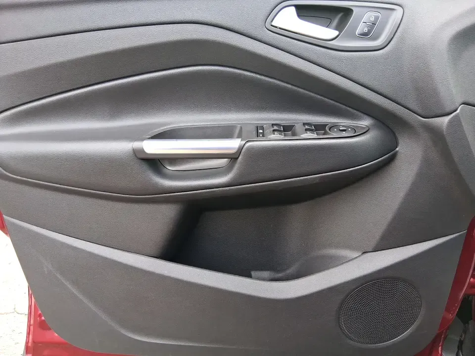 2019 Ford Escape SE (1FMCU9GD8KU) with an 1.5L L4 DOHC 16V engine, 6A transmission, located at 8750 N County Rd 25A, Piqua, OH, 45356, (937) 908-9800, 40.164391, -84.232513 - Make your next week look easier: a confident, all-weather SUV for school runs, long commutes up I75, and spontaneous weekend getaways to Indian Lake or downtown Troy. This **2019 Ford Escape SE** blends practical space with the kind of comfort and tech that fits real life in **Piqua, Ohio**-whether - Photo#19