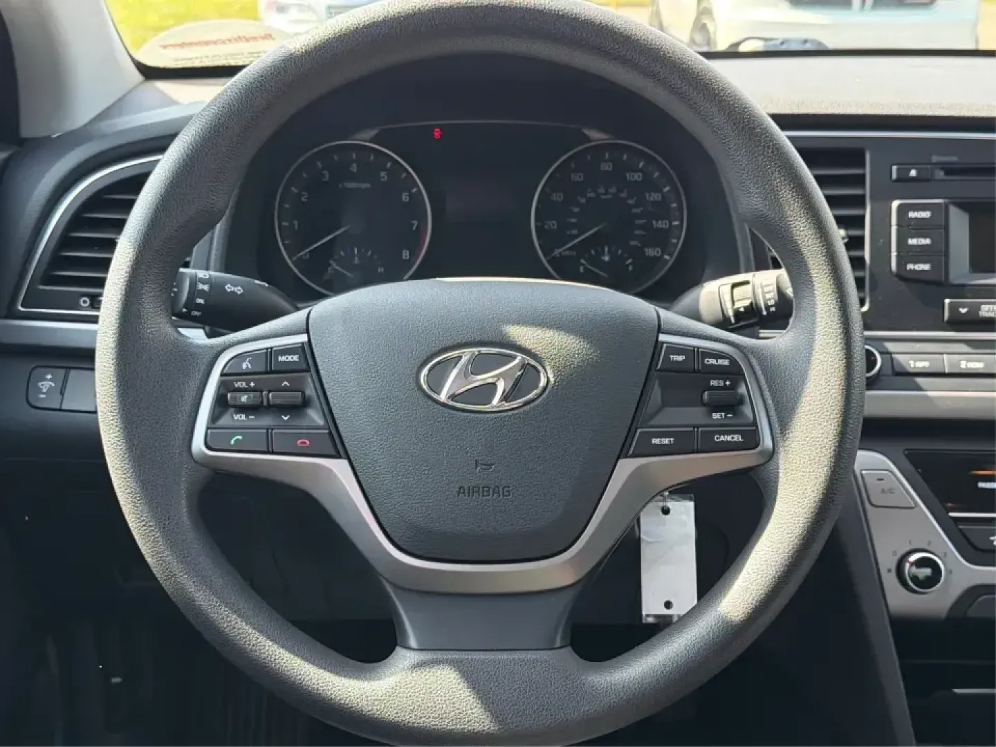 2018 Hyundai Elantra SE (KMHD74LF2JU) with an Nu 2L I-4 DOHC engine, 6A transmission, located at 4508 South Dixie Dr, Moraine, OH, 45439, (937) 908-9800, 39.689976, -84.218452 - Need a dependable commuter that's easy to park downtown, comfortable for I-75 and SR-725 drives, and efficient enough for everyday errands from Moraine to Dayton? This 2018 Hyundai Elantra SE in Galactic Gray Metallic is a smart, budget-friendly sedan built for real life-work runs, school drop-offs, - Photo#16