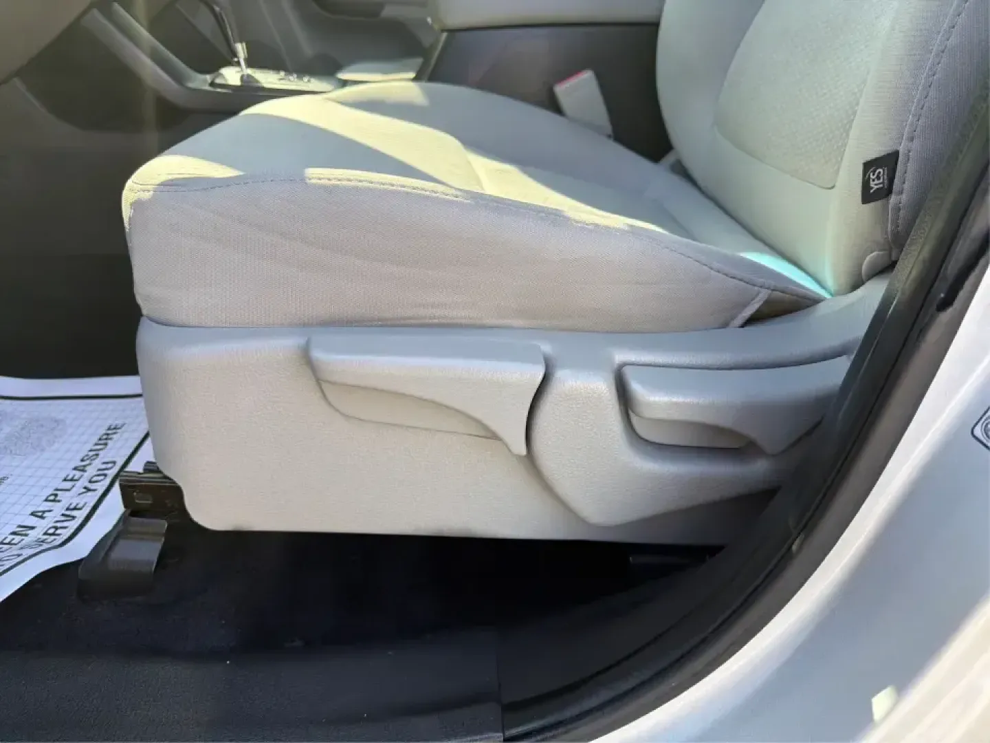 2013 Kia Sorento LX (5XYKT3A12DG) with an 2.4L I-4 DOHC engine, 6-Speed Automatic transmission, located at 8750 N County Rd 25A, Piqua, OH, 45356, (937) 908-9800, 40.164391, -84.232513 - Need one SUV that can handle the school run, a long commute up I75, and a weekend getaway to Indian Lake without blowing your budget? This 2013 Kia Sorento LX in Satin Metal is a practical, road-trip-ready SUV that's sized for real life-easy to park, comfortable for passengers, and versatile enough - Photo#18