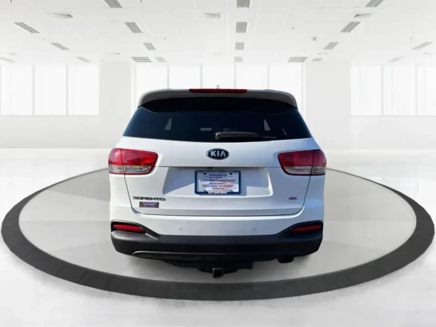 2018 Kia Sorento 2.4L LX (5XYPGDA36JG) with an 2.4L I-4 gasoline direct injection engine, 6A transmission, located at 1099 N County Rd 25A , Troy, OH, 45373, (937) 908-9800, 40.057079, -84.212883 - Build your next chapter around an SUV that's ready for school drop-offs, long commutes up I75, and weekend getaways to Charleston Falls Preserve or a family day near the Miami County Fairgrounds. This 2018 Kia Sorento LX in Snow White Pearl is the kind of practical, go-anywhere crossover that fits r - Photo#3