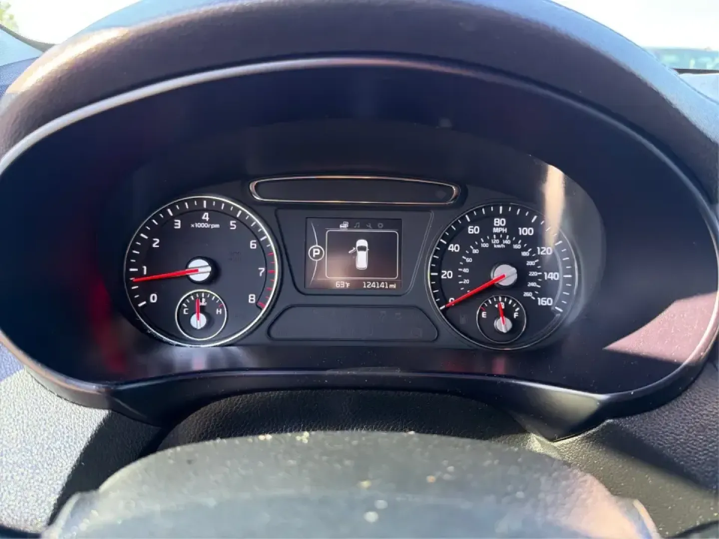 2018 Kia Sorento 2.4L LX (5XYPGDA36JG) with an 2.4L I-4 gasoline direct injection engine, 6A transmission, located at 1099 N County Rd 25A , Troy, OH, 45373, (937) 908-9800, 40.057079, -84.212883 - Build your next chapter around an SUV that's ready for school drop-offs, long commutes up I75, and weekend getaways to Charleston Falls Preserve or a family day near the Miami County Fairgrounds. This 2018 Kia Sorento LX in Snow White Pearl is the kind of practical, go-anywhere crossover that fits r - Photo#15