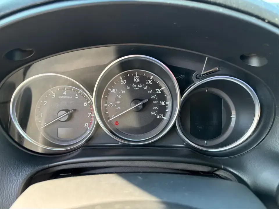 2016 Mazda CX-5 Touring (JM3KE4CYXG0) with an SKYACTIV-G 2.5L I-4 gasoline direct injection engine, 6-Speed Automatic transmission, located at 1184 Kauffman Ave, Fairborn, OH, 45324, (937) 908-9800, 39.807072, -84.030914 - Pack up the kids, load the groceries, or point the nose toward a weekend road trip-this 2016 Mazda CX-5 Touring is the kind of SUV that fits real life in Piqua. With confident all-weather capability and a comfortable, well-equipped cabin, it's a smart choice for commuters running up and down I75, fa - Photo#15