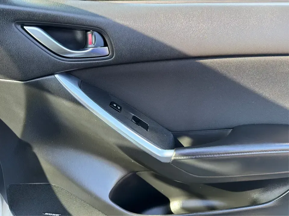 2016 Mazda CX-5 Touring (JM3KE4CYXG0) with an SKYACTIV-G 2.5L I-4 gasoline direct injection engine, 6-Speed Automatic transmission, located at 1184 Kauffman Ave, Fairborn, OH, 45324, (937) 908-9800, 39.807072, -84.030914 - Pack up the kids, load the groceries, or point the nose toward a weekend road trip-this 2016 Mazda CX-5 Touring is the kind of SUV that fits real life in Piqua. With confident all-weather capability and a comfortable, well-equipped cabin, it's a smart choice for commuters running up and down I75, fa - Photo#19