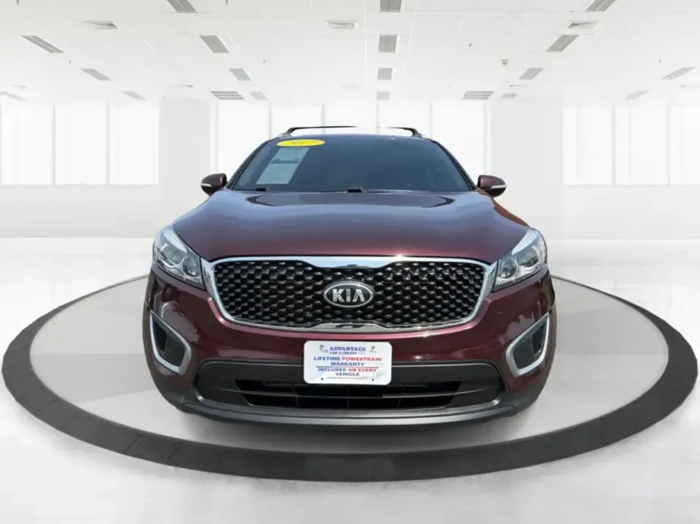 2017 Kia Sorento L 2WD (5XYPG4A31HG) with an 2.4L L4 DOHC 16V engine, 6-Speed Automatic transmission, located at 4508 South Dixie Dr, Moraine, OH, 45439, (937) 908-9800, 39.689976, -84.218452 - Pack up the kids, load the groceries, and still have room for a spontaneous weekend escape to Carillon Historical Park or a day exploring Cox Arboretum-this 2017 Kia Sorento L 2WD is the kind of practical SUV that fits real Moraine and Dayton-area life. With three-row versatility in a midsize footpr - Photo#7