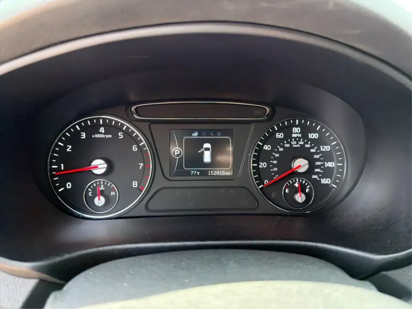 2017 Kia Sorento L 2WD (5XYPG4A31HG) with an 2.4L L4 DOHC 16V engine, 6-Speed Automatic transmission, located at 4508 South Dixie Dr, Moraine, OH, 45439, (937) 908-9800, 39.689976, -84.218452 - Pack up the kids, load the groceries, and still have room for a spontaneous weekend escape to Carillon Historical Park or a day exploring Cox Arboretum-this 2017 Kia Sorento L 2WD is the kind of practical SUV that fits real Moraine and Dayton-area life. With three-row versatility in a midsize footpr - Photo#15