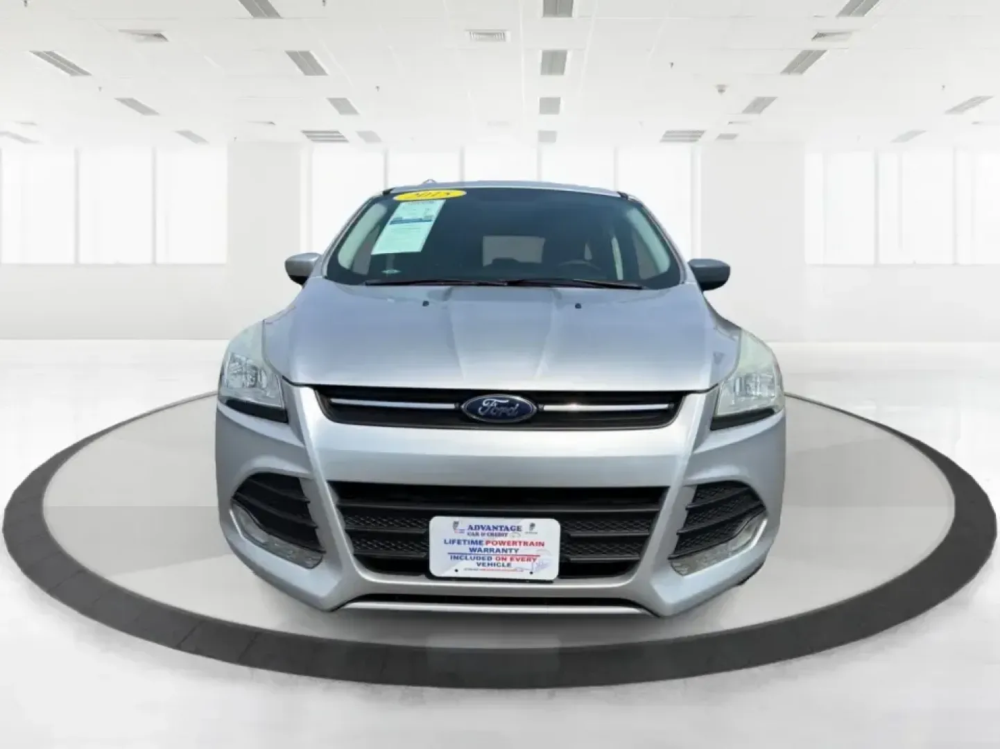 2015 Ford Escape SE (1FMCU9G98FU) with an 2.0L L4 DOHC 16V engine, 6-Speed Automatic transmission, located at 1099 N County Rd 25A , Troy, OH, 45373, (937) 908-9800, 40.057079, -84.212883 - Weekday commutes down I75, school drop-offs around Troy City Schools, and spontaneous weekend trips to Charleston Falls Preserve all get easier when you have an SUV that's the right size, the right power, and the right fit for your budget. This 2015 Ford Escape SE in Ingot Silver is built for real-l - Photo#7