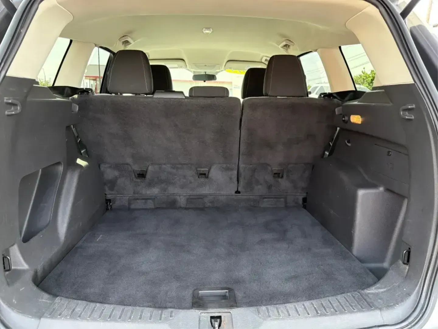 2015 Ford Escape SE (1FMCU9G98FU) with an 2.0L L4 DOHC 16V engine, 6-Speed Automatic transmission, located at 1099 N County Rd 25A , Troy, OH, 45373, (937) 908-9800, 40.057079, -84.212883 - Weekday commutes down I75, school drop-offs around Troy City Schools, and spontaneous weekend trips to Charleston Falls Preserve all get easier when you have an SUV that's the right size, the right power, and the right fit for your budget. This 2015 Ford Escape SE in Ingot Silver is built for real-l - Photo#12