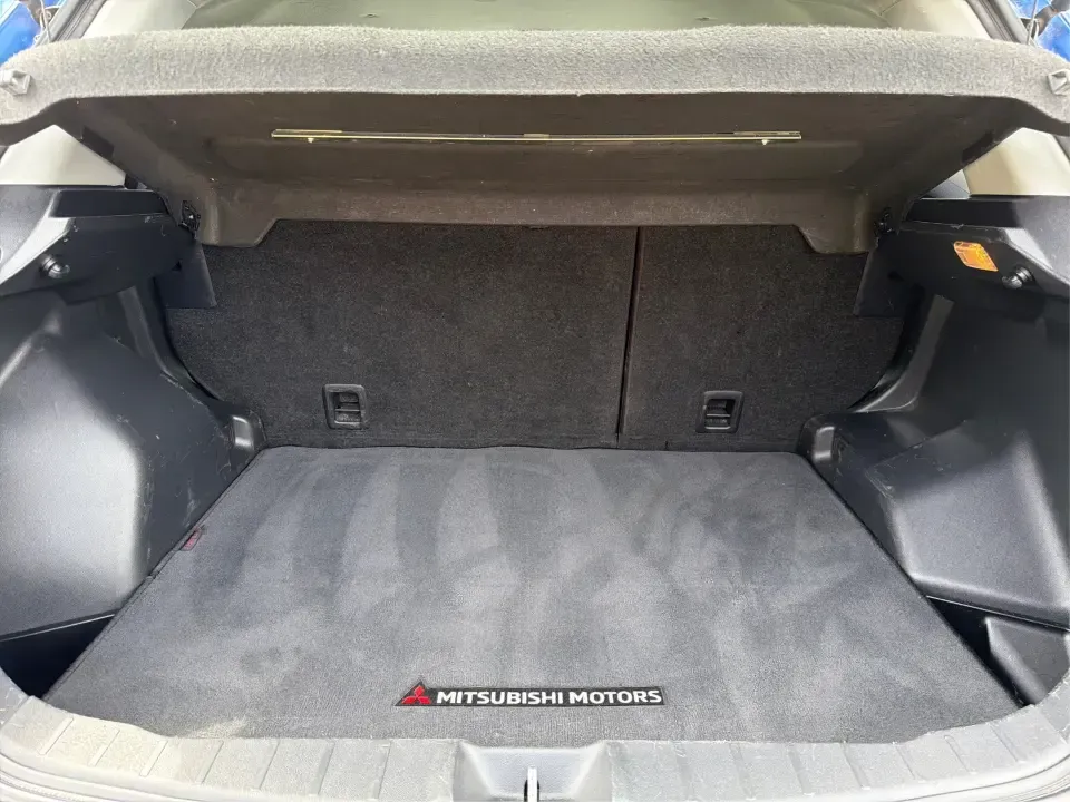 2019 Mitsubishi Outlander 2.0 LE (JA4AP3AU9KU) with an 2L I-4 DOHC engine, 5M transmission, located at 1099 N County Rd 25A , Troy, OH, 45373, (937) 908-9800, 40.057079, -84.212883 - Need a versatile SUV that fits real life in West Central Ohio-school drop-offs, grocery runs, and weekend getaways up I75? This 2019 Mitsubishi Outlander 2.0 LE in striking Octane Blue Metallic is a smart pick for drivers who want everyday practicality, confident safety tech, and flexible financing- Photo#12