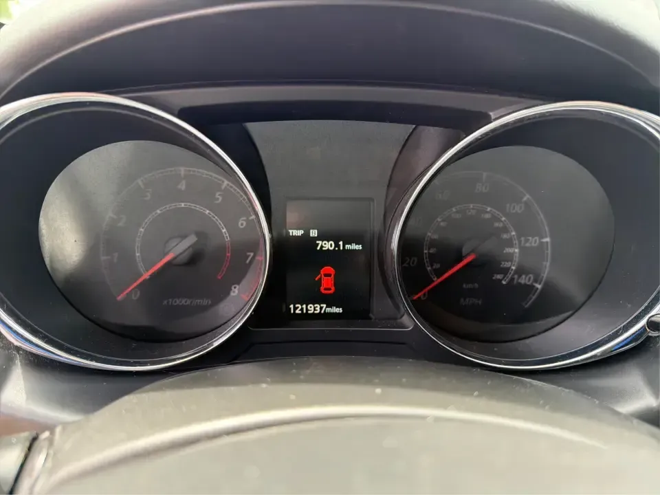 2019 Mitsubishi Outlander 2.0 LE (JA4AP3AU9KU) with an 2L I-4 DOHC engine, 5M transmission, located at 1099 N County Rd 25A , Troy, OH, 45373, (937) 908-9800, 40.057079, -84.212883 - Need a versatile SUV that fits real life in West Central Ohio-school drop-offs, grocery runs, and weekend getaways up I75? This 2019 Mitsubishi Outlander 2.0 LE in striking Octane Blue Metallic is a smart pick for drivers who want everyday practicality, confident safety tech, and flexible financing- Photo#15