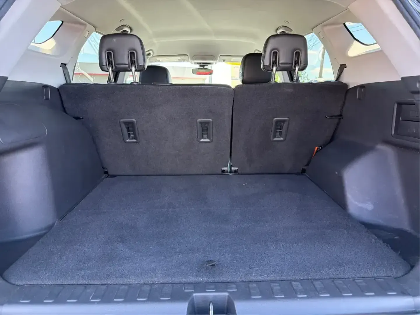 2020 GMC Terrain AWD SLT (3GKALVEV8LL) with an 1.4L L4 DOHC 16V TURBO engine, 6A transmission, located at 8750 N County Rd 25A, Piqua, OH, 45356, (937) 908-9800, 40.164391, -84.232513 - Whether you're shuttling kids to practice, grinding out a long commute up I75, or packing up for a weekend escape to Indian Lake, this 2020 GMC Terrain AWD SLT is built for real life in West Central Ohio. With confident all-wheel-drive capability, a comfortable upscale cabin, and smart tech for ever - Photo#12