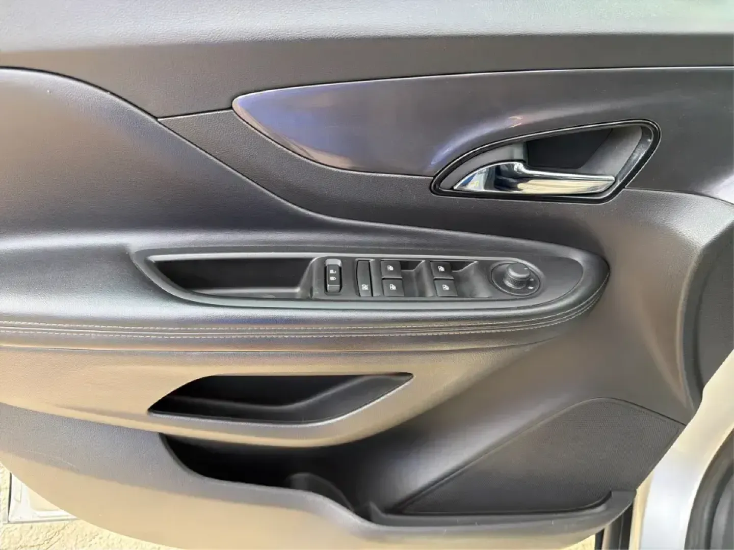 2019 Buick Encore FWD Preferred (KL4CJASB7KB) with an Ecotec 1.4L I-4 DOHC engine, 6A transmission, located at 8750 N County Rd 25A, Piqua, OH, 45356, (937) 908-9800, 40.164391, -84.232513 - Need a small SUV that fits real life in West Central Ohio-school drop-offs, a long commute up I75, and weekend errands around Piqua and Troy-without feeling bulky or hard to park? This 2019 Buick Encore Preferred FWD delivers the right mix of comfort, efficiency, and city-friendly size, making it a - Photo#19