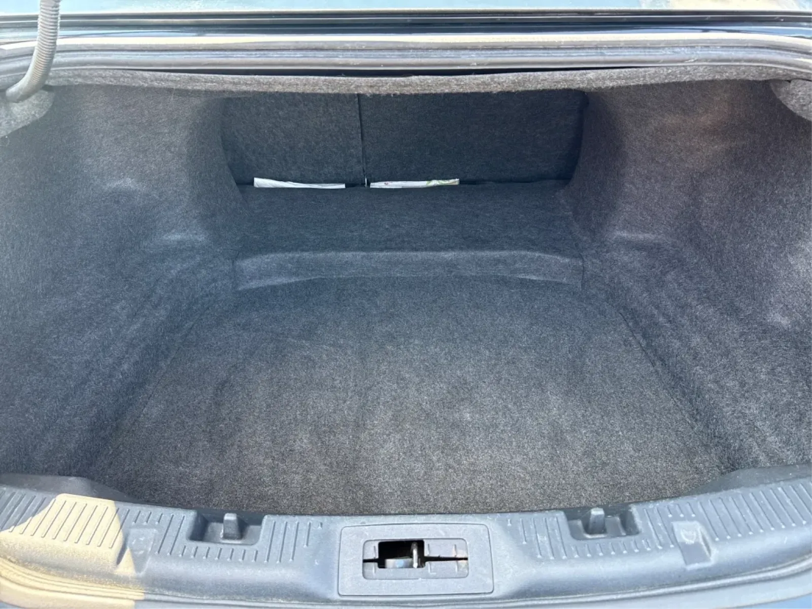 2013 Ford Taurus SEL (1FAHP2E87DG) with an EcoBoost 2L I-4 gasoline direct injection engine, located at 1099 N County Rd 25A , Troy, OH, 45373, (937) 908-9800, 40.057079, -84.212883 - ### Discover Your Next Adventure with the 2013 Ford Taurus SEL from Advantage Car and Credit!<br /> <br /> Are you seeking a reliable and stylish sedan for your daily commute, family road trips, or weekend adventures? Look no further! The 2013 Ford Taurus SEL, available at Advantage Car and Credit i - Photo#12