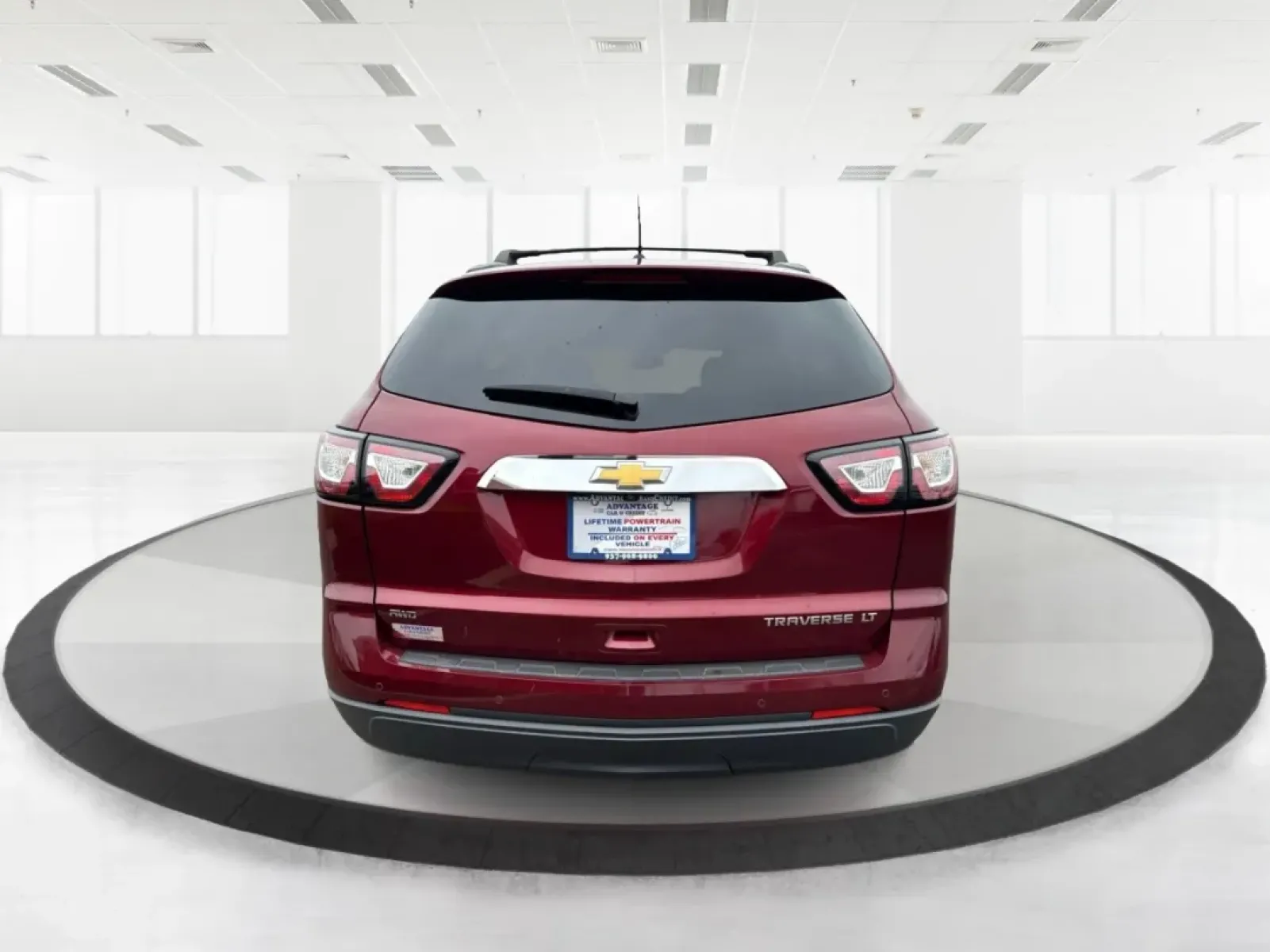 2015 Chevrolet Traverse 1LT (1GNKVGKD4FJ) with an 3.6L V-6 gasoline direct injection engine, located at 1099 N County Rd 25A , Troy, OH, 45373, (937) 908-9800, 40.057079, -84.212883 - **Unleash Adventure with the 2015 Chevrolet Traverse at Advantage Car and Credit - Troy!**<br /> <br /> Are you ready to elevate your family adventures or tackle your daily commute with confidence and style? The 2015 Chevrolet Traverse, with its robust features and spacious design, is perfect for gr - Photo#3