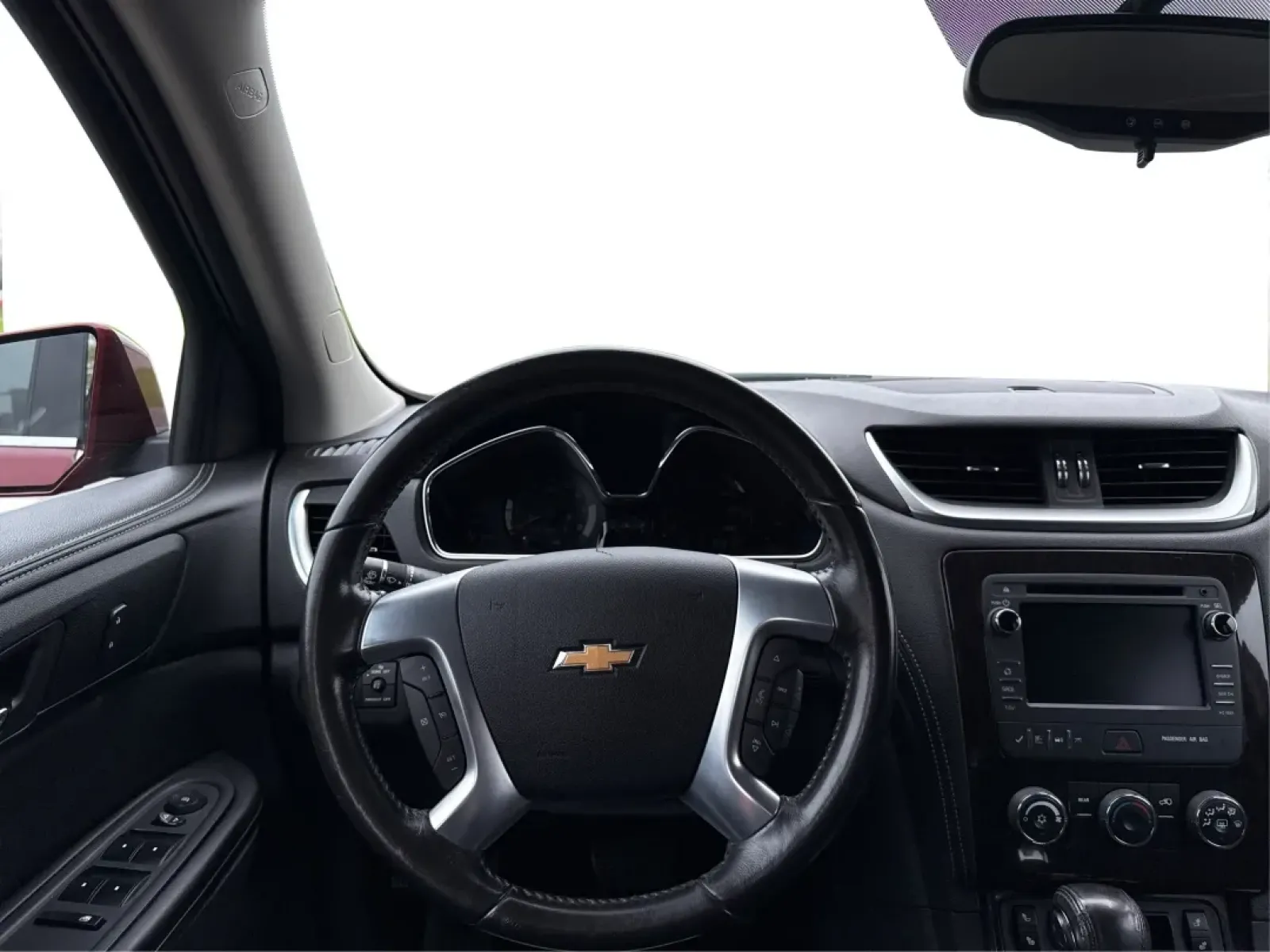 2015 Chevrolet Traverse 1LT (1GNKVGKD4FJ) with an 3.6L V-6 gasoline direct injection engine, located at 1099 N County Rd 25A , Troy, OH, 45373, (937) 908-9800, 40.057079, -84.212883 - **Unleash Adventure with the 2015 Chevrolet Traverse at Advantage Car and Credit - Troy!**<br /> <br /> Are you ready to elevate your family adventures or tackle your daily commute with confidence and style? The 2015 Chevrolet Traverse, with its robust features and spacious design, is perfect for gr - Photo#21