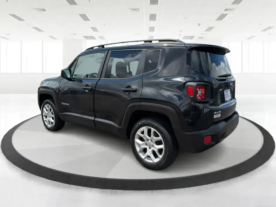 2017 Jeep Renegade Latitude 4x4 (ZACCJBBB7HP) with an 2.4L L4 DOHC 16V engine, 6M transmission, located at 1099 N County Rd 25A , Troy, OH, 45373, (937) 908-9800, 40.057079, -84.212883 - Escape the everyday grind and make your commute, school runs, and weekend getaways feel like a mini adventure in this 2017 Jeep Renegade Latitude 4x4-an ideal crossover for drivers who want confident traction for Ohio weather without giving up easy parking and city-friendly size. Finished in sleek B - Photo#4