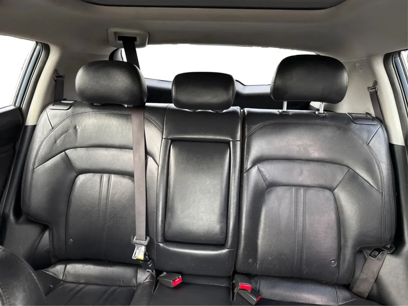 2013 Kia Sportage EX (KNDPCCA25D7) with an 2.4L I-4 DOHC engine, located at 1099 N County Rd 25A , Troy, OH, 45373, (937) 908-9800, 40.057079, -84.212883 - **Elevate Your Adventures with the 2013 Kia Sportage EX - Perfect for Every Journey!**<br /> <br /> Are you ready to take your daily commutes and weekend getaways to the next level? Look no further than this 2013 Kia Sportage EX, available now at Advantage Car and Credit in Fairborn, OH. This versat - Photo#14