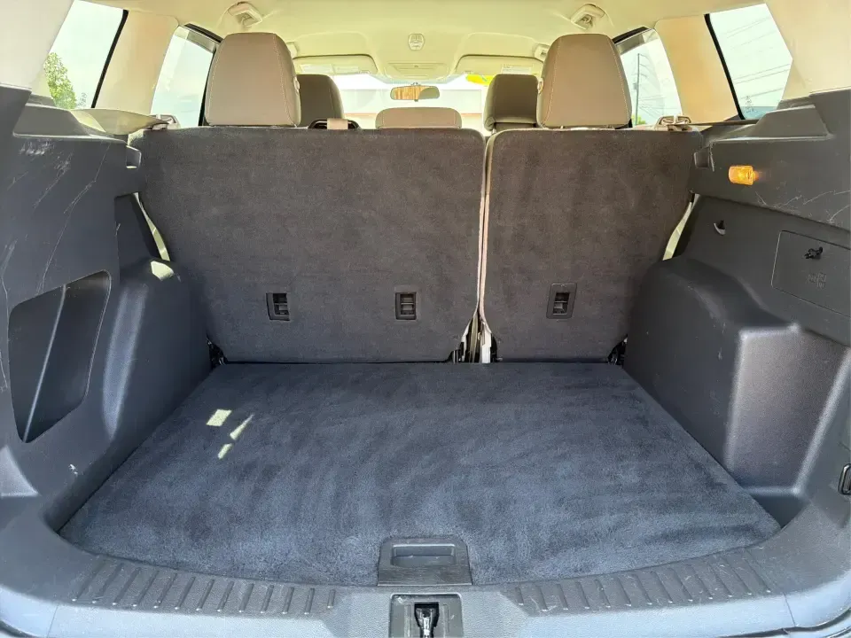 2014 Ford Escape SE (1FMCU9G9XEU) with an 2.0L L4 DOHC 16V engine, 6-Speed Automatic transmission, located at 4508 South Dixie Dr, Moraine, OH, 45439, (937) 908-9800, 39.689976, -84.218452 - Picture your next Ohio weekend: the kids loaded up for a day at Carillon Historical Park, a cooler in back for a picnic at Cox Arboretum, or a quick escape down I75 for a last-minute road trip-without worrying about whether your SUV can handle rain, slush, or a fully packed cargo area. This 2014 For - Photo#12