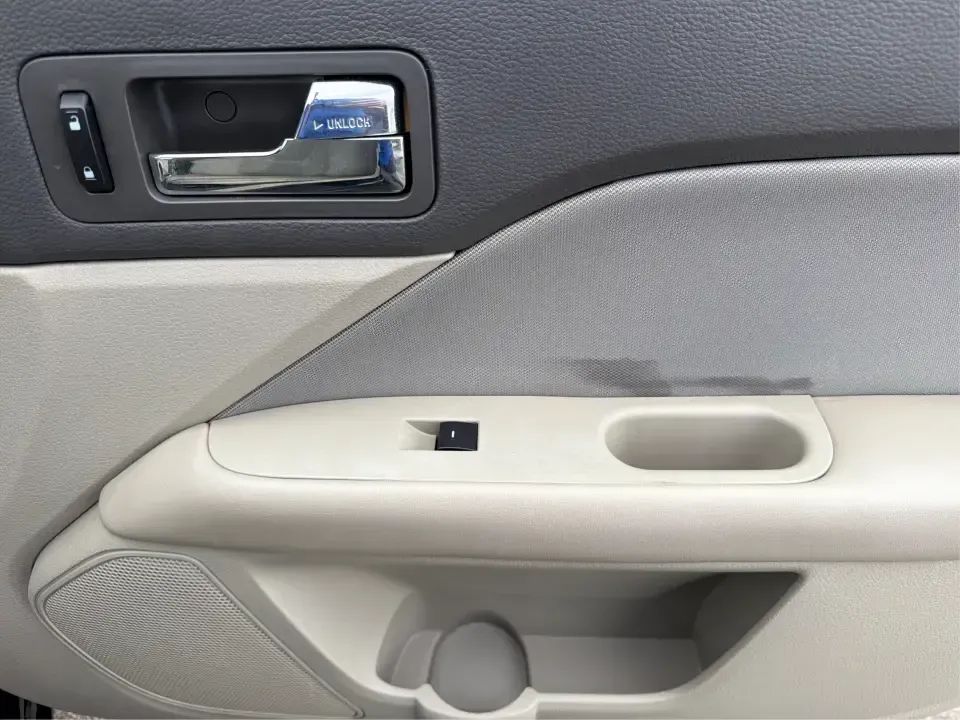 2012 Ford Fusion S (3FAHP0GA3CR) with an 2.5L I-4 DOHC engine, located at 1099 N County Rd 25A , Troy, OH, 45373, (937) 908-9800, 40.057079, -84.212883 - Need a dependable, budget-friendly sedan that can handle the weekday grind and still feel comfortable for weekend errands or a quick road trip to Dayton? This 2012 Ford Fusion S in sleek Tuxedo Black is a smart pick for commuters, first-time buyers, and growing families who want practical transporta - Photo#19