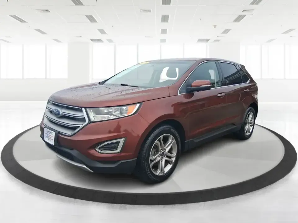 2016 Ford Edge Titanium (2FMPK3K91GB) with an 2.0L L4 DOHC 16V engine, 6A transmission, located at 4508 South Dixie Dr, Moraine, OH, 45439, (937) 908-9800, 39.689976, -84.218452 - Picture your next Ohio weekend: loading up groceries for the week in Moraine, grabbing coffee off South Dixie Drive, then cruising I-75 toward Dayton's Riverscape MetroPark or a quick family road trip to Carillon Historical Park-without feeling cramped, stressed, or under-equipped. This **2016 Ford - Photo#8