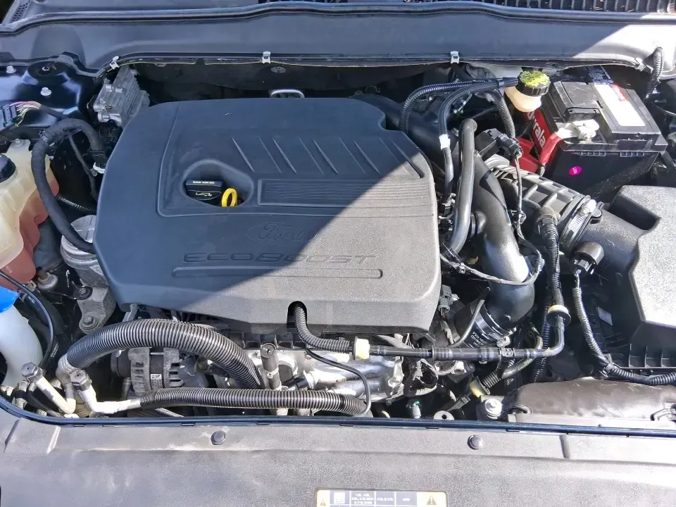 2014 Ford Fusion SE (3FA6P0HD8ER) with an 1.5L L4 DOHC 16V engine, located at 1099 N County Rd 25A , Troy, OH, 45373, (937) 908-9800, 40.057079, -84.212883 - Need a dependable commuter that still feels comfortable for date night in Beavercreek, errands around Xenia Station, and weekend drives out toward Caesars Creek? This 2014 Ford Fusion SE is the kind of smart, budget-friendly sedan that fits real life-easy to park downtown, smooth on longer stretches - Photo#11