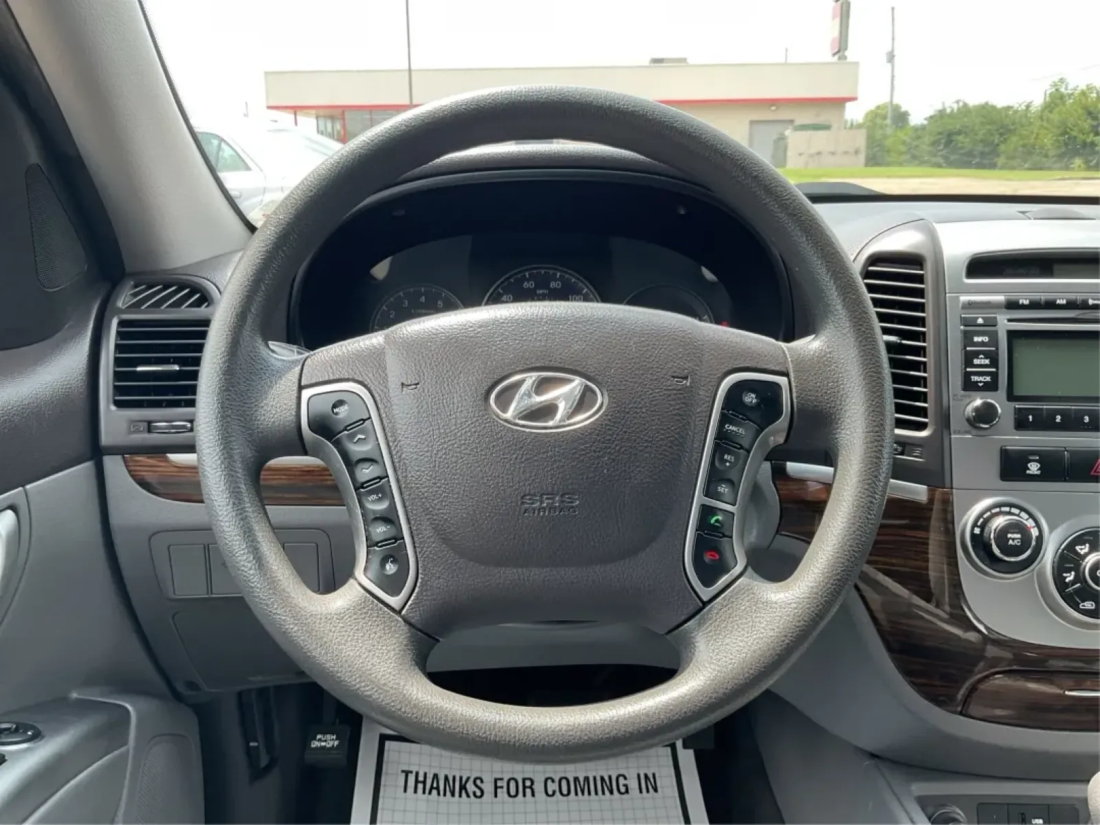 2010 Hyundai Santa Fe GLS (5NMSG3AB3AH) with an 2.4L I-4 DOHC engine, located at 1099 N County Rd 25A , Troy, OH, 45373, (937) 908-9800, 40.057079, -84.212883 - ### Discover Your Next Adventure with the 2010 Hyundai Santa Fe GLS at Advantage Car and Credit!<br /> <br /> Are you looking for a dependable vehicle that can comfortably accommodate your growing family or offer you a reliable partner for weekend adventures? Look no further than this stunning **201 - Photo#16