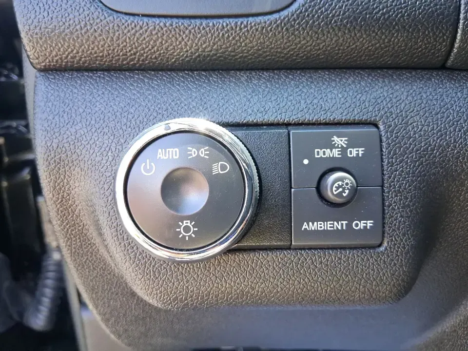 2013 Buick Enclave Premium (5GAKVDKDXDJ) with an 3.6L V-6 gasoline direct injection engine, 6-Speed Automatic Overdrive transmission, located at 880 E. National Road, Vandalia, OH, 45377, (937) 908-9800, 39.891918, -84.183594 - Pack up the kids, cue up a road-trip playlist, and head out with confidence-this 2013 Buick Enclave Premium is built for real life in and around Vandalia, whether you're doing school drop-offs, commuting to Dayton, or loading up for a weekend at Taylorsville MetroPark. With three-row versatility, up - Photo#17