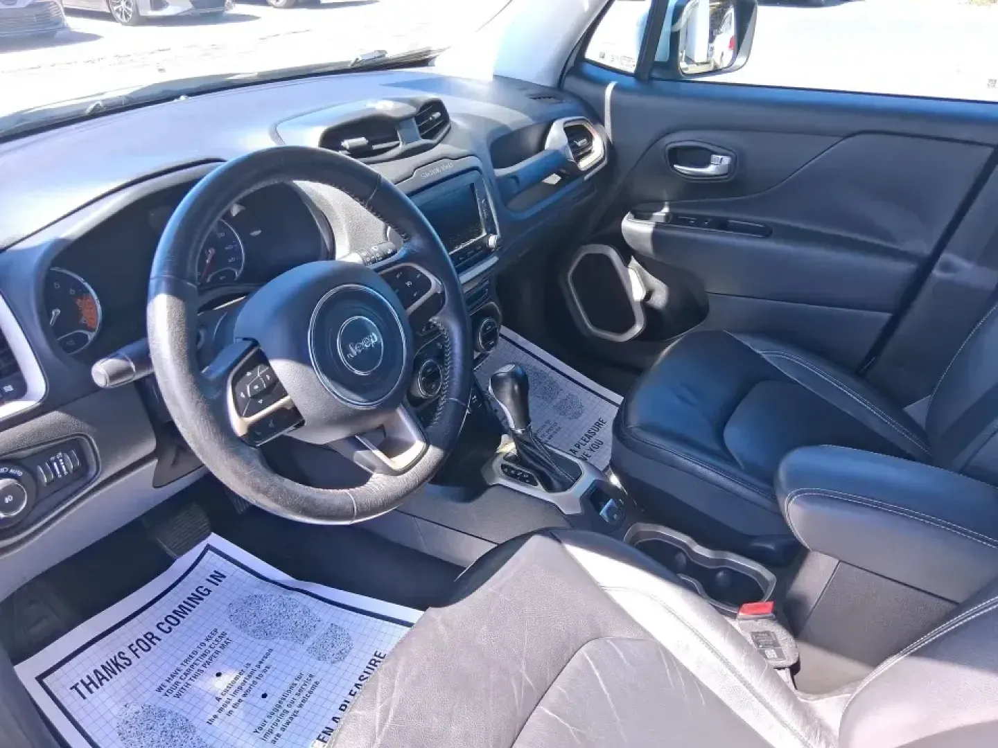 2015 Jeep Renegade Limited (ZACCJADT8FP) with an MultiAir2 Tigershark 2.4L I-4 variable valve contr engine, 9-Speed Automatic transmission, located at 401 Woodman Dr, Riverside, OH, 45431, (937) 908-9800, 39.760899, -84.123421 - Weekend plans, daily commutes, and last-minute road trips feel a lot easier when you've got a compact SUV that fits downtown parking spots but still has the confidence for I-675 and the back roads around the Miami Valley. This 2015 Jeep Renegade Limited is a smart pick for drivers who want SUV versa- Photo#9