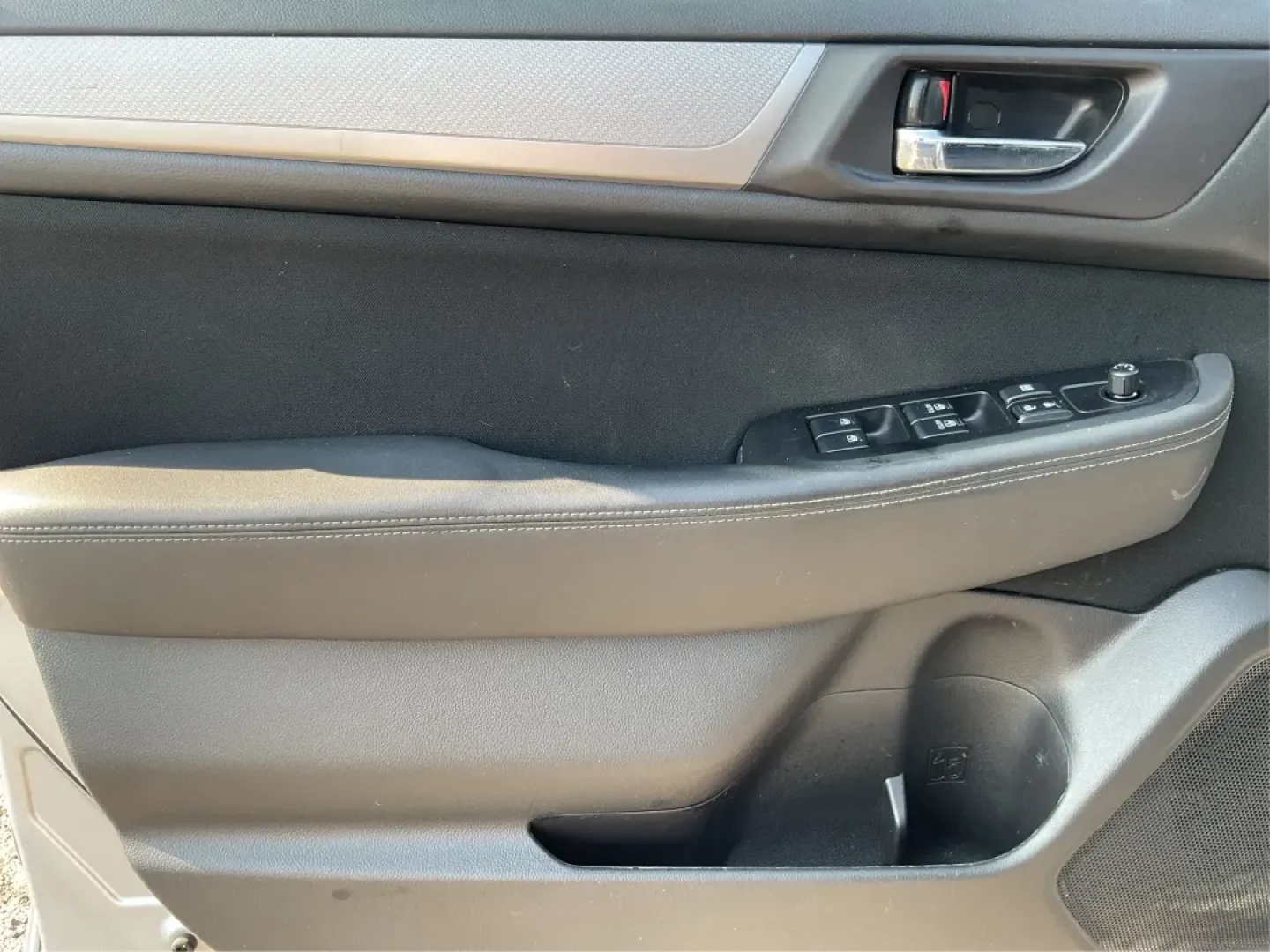2017 Subaru Outback 2.5i Premium (4S4BSAFC9H3) with an 2.5L H-4 DOHC engine, located at 1099 N County Rd 25A , Troy, OH, 45373, (937) 908-9800, 40.057079, -84.212883 - Are you ready to elevate your adventures in style? The 2017 Subaru Outback 2.5i Premium is the perfect companion for those who crave the great outdoors while ensuring the comfort and safety of their loved ones. Whether you're navigating the winding roads of Fairborn, OH, or heading out for a weekend - Photo#17