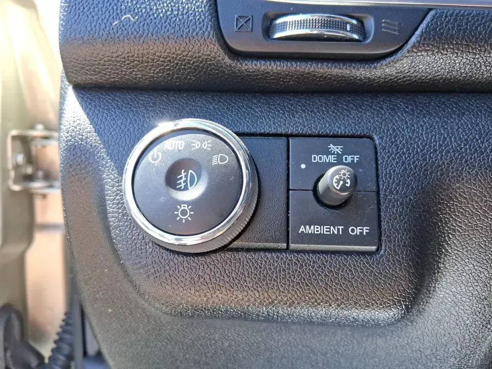 2016 Chevrolet Traverse 2LT (1GNKVHKD6GJ) with an 3.6L V-6 gasoline direct injection engine, 6-Speed Automatic transmission, located at 1184 Kauffman Ave, Fairborn, OH, 45324, (937) 908-9800, 39.807072, -84.030914 - Big weekends, busy school mornings, and long commutes feel a lot easier when you've got a roomy SUV that can handle passengers, cargo, and Ohio weather in one comfortable package. This **2016 Chevrolet Traverse 2LT** is built for real life-whether you're shuttling kids to activities, heading out for - Photo#16