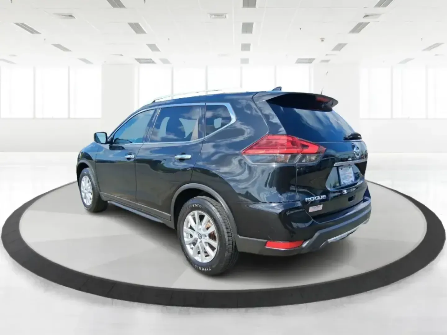 2017 Nissan Rogue SV (KNMAT2MV0HP) with an 2.5L I-4 DOHC engine, CVT transmission, located at 8750 N County Rd 25A, Piqua, OH, 45356, (937) 908-9800, 40.164391, -84.232513 - Picture your next road trip up I75 with the family, a weekend run to Indian Lake, or a confidence-inspiring commute through Miami County in a versatile SUV that's built to handle Ohio's changing seasons. This **2017 Nissan Rogue SV** in **Magnetic Black** brings the everyday practicality busy househ- Photo#4