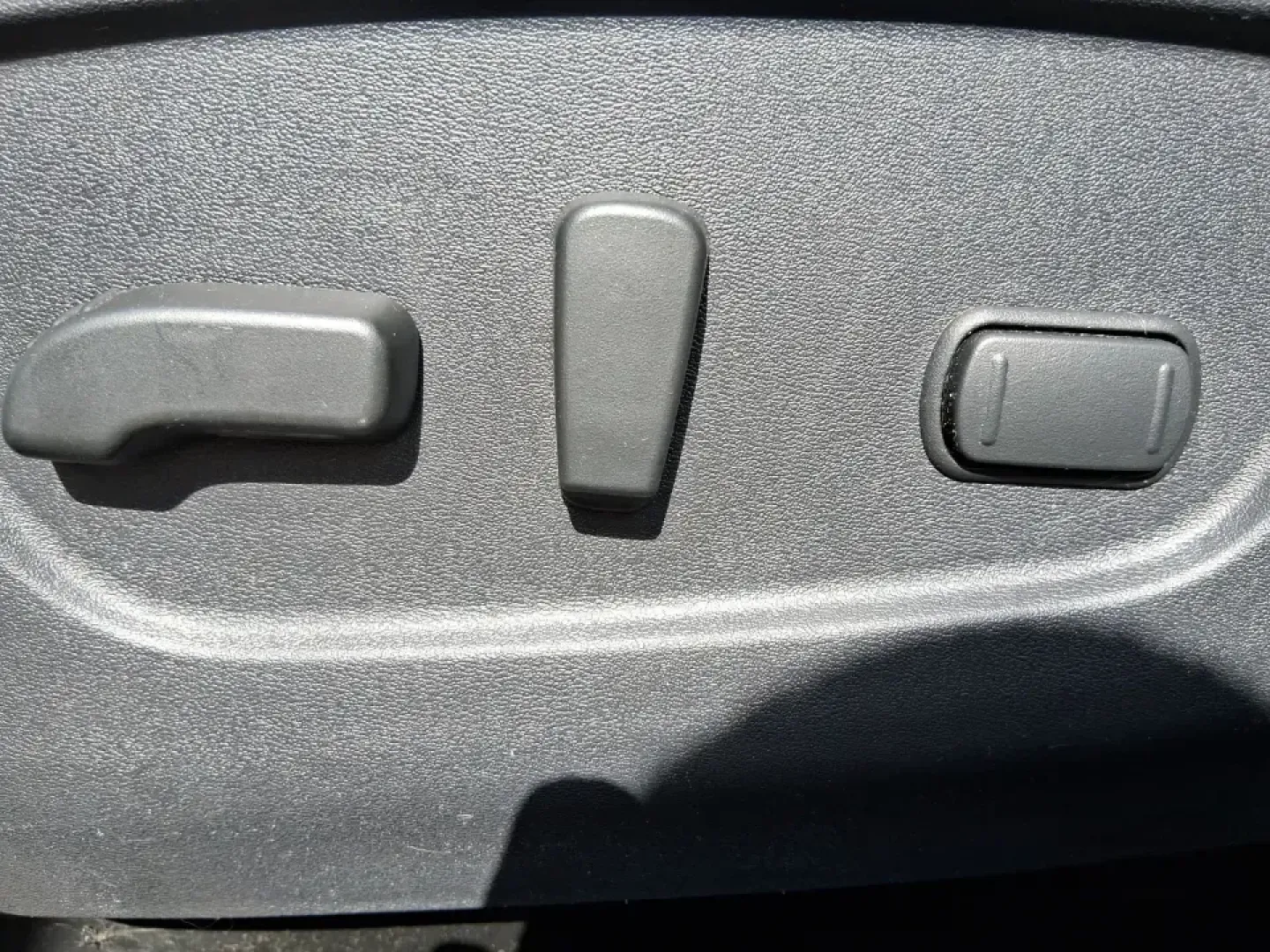 2017 Nissan Rogue SV (KNMAT2MV0HP) with an 2.5L I-4 DOHC engine, CVT transmission, located at 8750 N County Rd 25A, Piqua, OH, 45356, (937) 908-9800, 40.164391, -84.232513 - Picture your next road trip up I75 with the family, a weekend run to Indian Lake, or a confidence-inspiring commute through Miami County in a versatile SUV that's built to handle Ohio's changing seasons. This **2017 Nissan Rogue SV** in **Magnetic Black** brings the everyday practicality busy househ- Photo#17