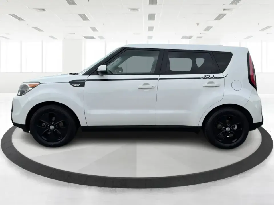2014 Kia Soul Base (KNDJN2A20E7) with an 1.6L L4 DOHC 16V engine, located at 1184 Kauffman Ave, Fairborn, OH, 45324, (937) 908-9800, 39.807072, -84.030914 - Need a practical, easy-to-park commuter that can also handle grocery runs, campus life, and weekend trips around the Miami Valley? This 2014 Kia Soul Base in bright White delivers the kind of everyday versatility that fits real life in Fairborn-whether you're commuting to Wright-Patterson AFB, headi - Photo#5