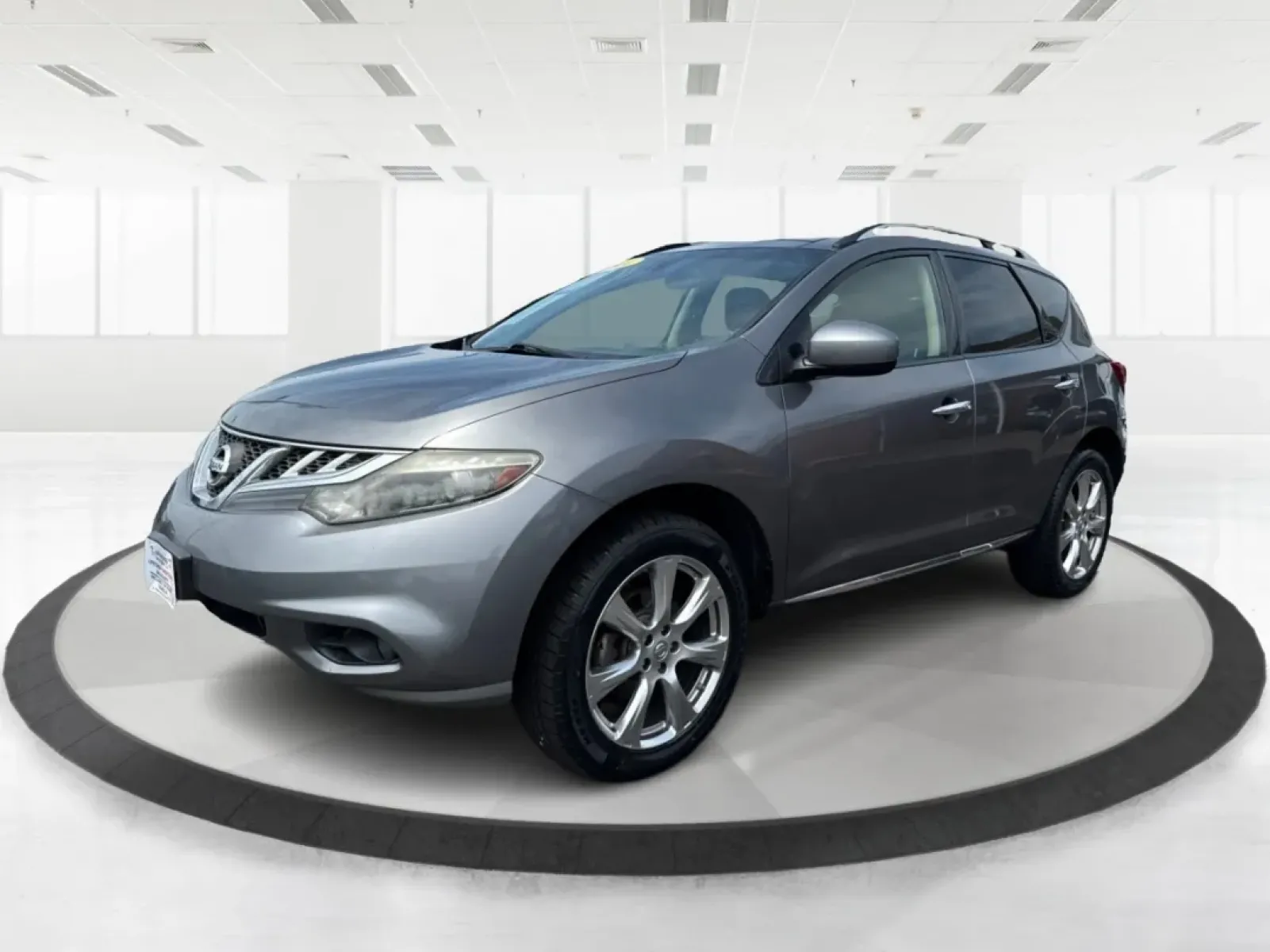 2014 Nissan Murano LE (JN8AZ1MW3EW) with an 3.5L V-6 DOHC engine, located at 1099 N County Rd 25A , Troy, OH, 45373, (937) 908-9800, 40.057079, -84.212883 - **Discover Your Next Adventure in Comfort and Style with the 2014 Nissan Murano LE at Advantage Car and Credit - Troy!**<br /> <br /> Are you in search of a versatile vehicle that can seamlessly transition from daily commutes to weekend adventures? Look no further! The 2014 Nissan Murano LE is desig - Photo#8