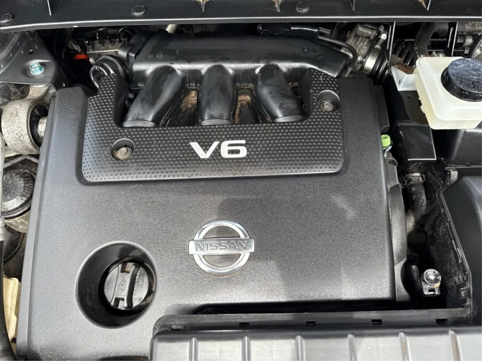 2014 Nissan Murano LE (JN8AZ1MW3EW) with an 3.5L V-6 DOHC engine, located at 1099 N County Rd 25A , Troy, OH, 45373, (937) 908-9800, 40.057079, -84.212883 - **Discover Your Next Adventure in Comfort and Style with the 2014 Nissan Murano LE at Advantage Car and Credit - Troy!**<br /> <br /> Are you in search of a versatile vehicle that can seamlessly transition from daily commutes to weekend adventures? Look no further! The 2014 Nissan Murano LE is desig - Photo#11