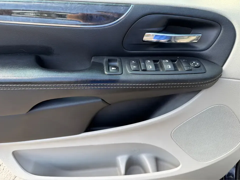 2015 Chrysler Town and Country Touring (2C4RC1BG1FR) with an 3.6L V-6 DOHC engine, 6-Speed Automatic transmission, located at 1951 S Dayton Lakeview Rd., New Carlisle, OH, 45344, (937) 908-9800, 39.890999, -84.050255 - Load up the kids, the snacks, and the luggage-this 2015 Chrysler Town and Country Touring is built for real life in New Carlisle, whether you're running daily school drop-offs, commuting toward Dayton, or packing up for a weekend road trip. Finished in eye-catching True Blue Pearlcoat, this family - Photo#19