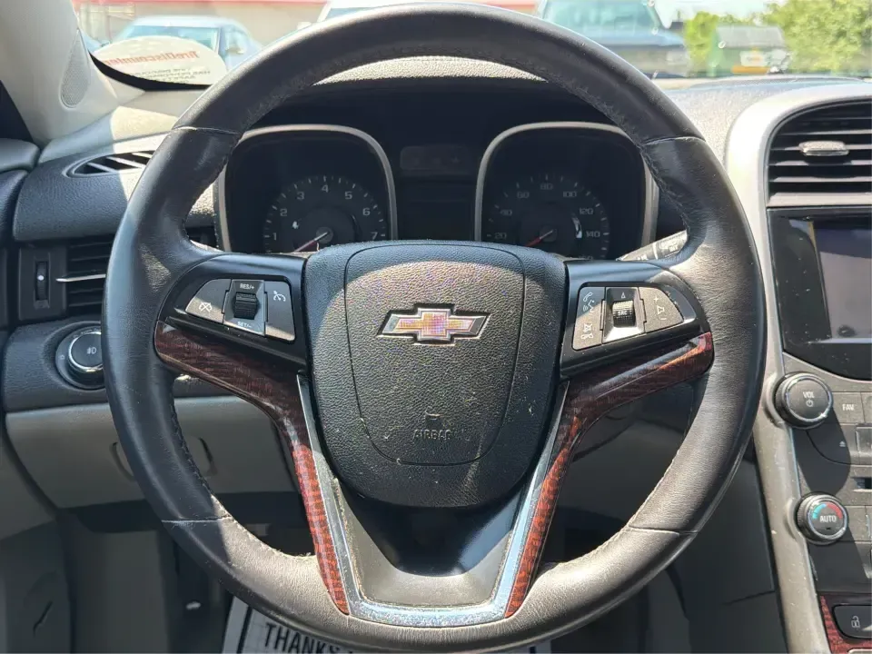 2013 Chevrolet Malibu 2LT (1G11E5SA0DF) with an ECOTEC 2.5L I-4 gasoline direct injection engine, 6-Speed Automatic transmission, located at 880 E. National Road, Vandalia, OH, 45377, (937) 908-9800, 39.891918, -84.183594 - Need a dependable sedan for the daily commute up I75, quick school drop-offs, and comfortable weekend drives to the Dayton Art Institute or a Dragons game? This 2013 Chevrolet Malibu 2LT in Black Granite Metallic fits the real-life routine of busy families, first-time buyers, and budget-conscious dr - Photo#15