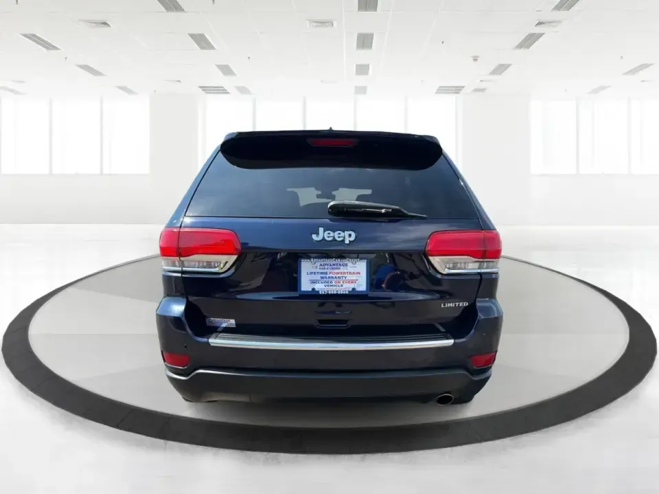 2017 Jeep Grand Cherokee Limited 4x2 (1C4RJEBG2HC) with an 3.6L V6 DOHC 24V engine, 8A transmission, located at 880 E. National Road, Vandalia, OH, 45377, (937) 908-9800, 39.891918, -84.183594 - Picture your next road trip starting in Vandalia-bags packed, playlists ready, and the comfort to make every mile feel easy. This 2017 Jeep Grand Cherokee Limited 4x2 is a smart fit for busy families, daily commuters heading toward Dayton, and weekend explorers who want SUV space and Jeep style with - Photo#3