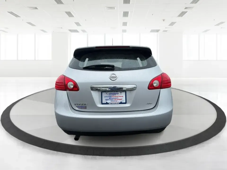 2012 Nissan Rogue S (JN8AS5MV2CW) with an 2.5L I-4 DOHC engine, Continuously Variable Transmission transmission, located at 1230 East Main St, Xenia, OH, 45385, (937) 908-9800, 39.688026, -83.910172 - 2012 Nissan Rogue S - Photo#3