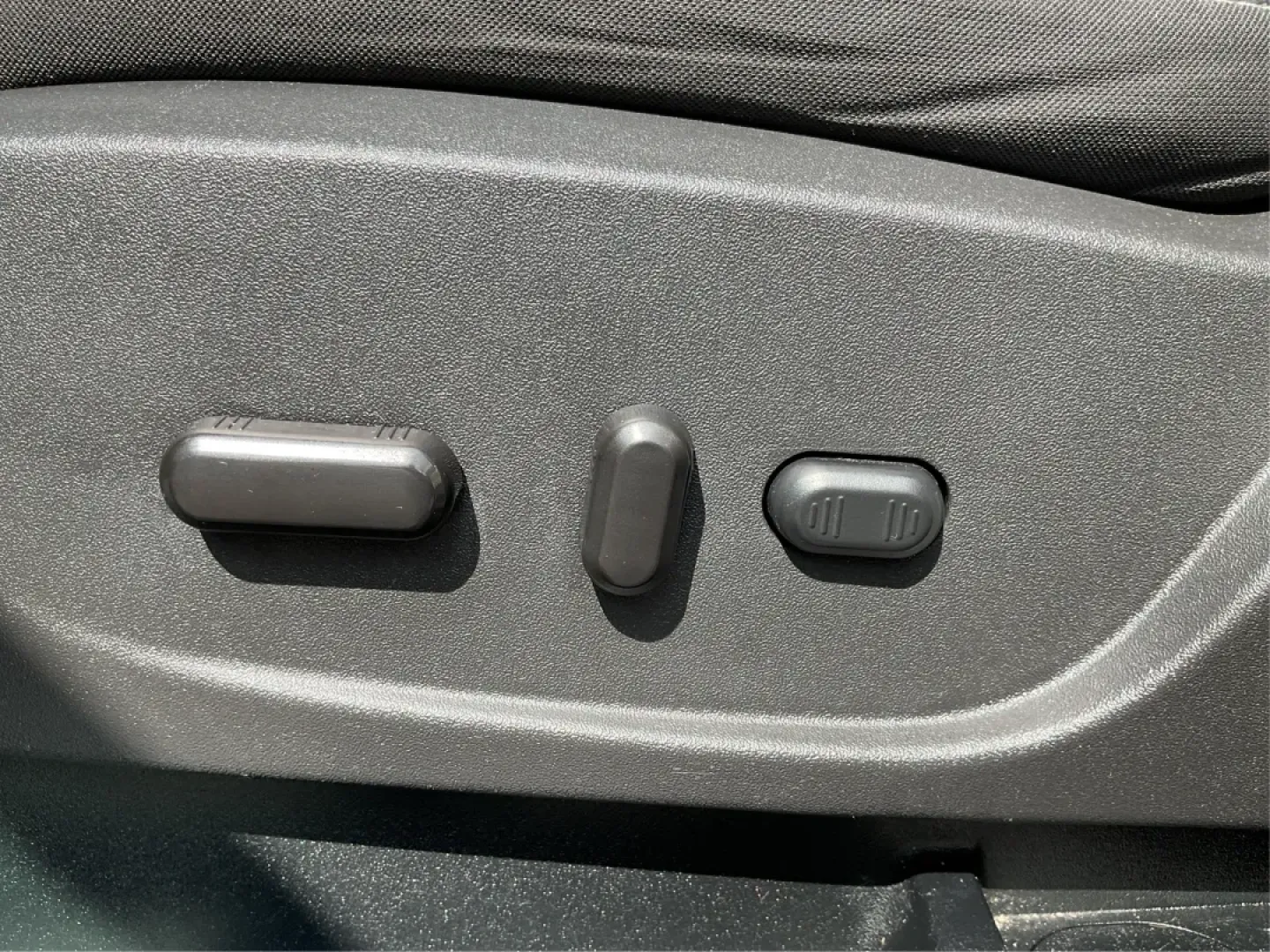 2017 Ford Escape SE (1FMCU0GD7HU) with an Other engine, located at 1951 S Dayton Lakeview Rd., New Carlisle, OH, 45344, (937) 908-9800, 39.890999, -84.050255 - **Experience Life on the Move with the 2017 Ford Escape SE at Advantage Car and Credit - Troy!**<br /> <br /> Are you ready to elevate your lifestyle with a versatile SUV that's perfect for family outings and weekend adventures? Look no further than the 2017 Ford Escape SE, available at Advantage Ca - Photo#18