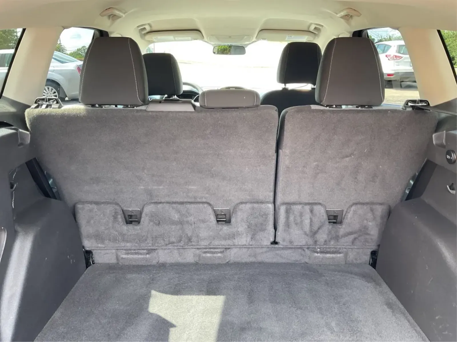 2017 Ford Escape SE (1FMCU0GD7HU) with an Other engine, located at 1099 N County Rd 25A , Troy, OH, 45373, (937) 908-9800, 40.057079, -84.212883 - **Experience Life on the Move with the 2017 Ford Escape SE at Advantage Car and Credit - Troy!**<br /> <br /> Are you ready to elevate your lifestyle with a versatile SUV that's perfect for family outings and weekend adventures? Look no further than the 2017 Ford Escape SE, available at Advantage Ca - Photo#12