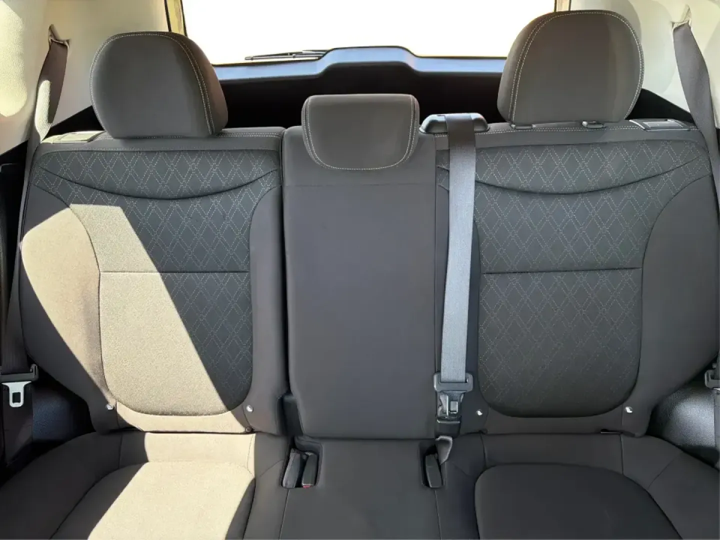 2016 Kia Soul Base 6A (KNDJN2A27G7) with an 1.6L L4 DOHC 16V engine, 6A transmission, located at 4508 South Dixie Dr, Moraine, OH, 45439, (937) 908-9800, 39.689976, -84.218452 - Picture an easy, low-stress daily routine: you're cruising from Moraine to Downtown Dayton for work, swinging by the Dayton Mall for errands, and still having room for weekend plans at Carillon Historical Park or a quick drive out toward Cox Arboretum. This 2016 Kia Soul Base is built for that kind- Photo#13