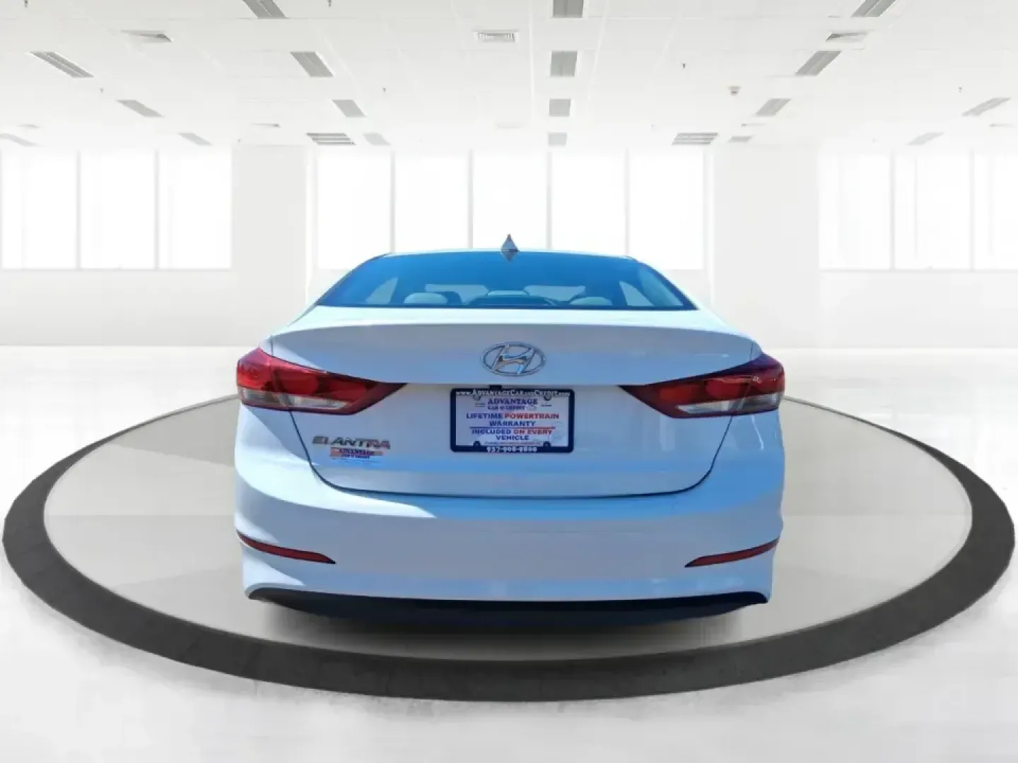2017 Hyundai Elantra Limited (5NPD84LF7HH) with an 1.8L L4 DOHC 16V engine, 6A transmission, located at 880 E. National Road, Vandalia, OH, 45377, (937) 908-9800, 39.891918, -84.183594 - If your week is packed with commutes up I75, school drop-offs, and quick errands between Vandalia and Dayton, this 2017 Hyundai Elantra SE is the kind of practical, comfortable sedan that fits real life-easy to park, efficient for daily driving, and roomy enough for groceries, gear, or a couple of c- Photo#3