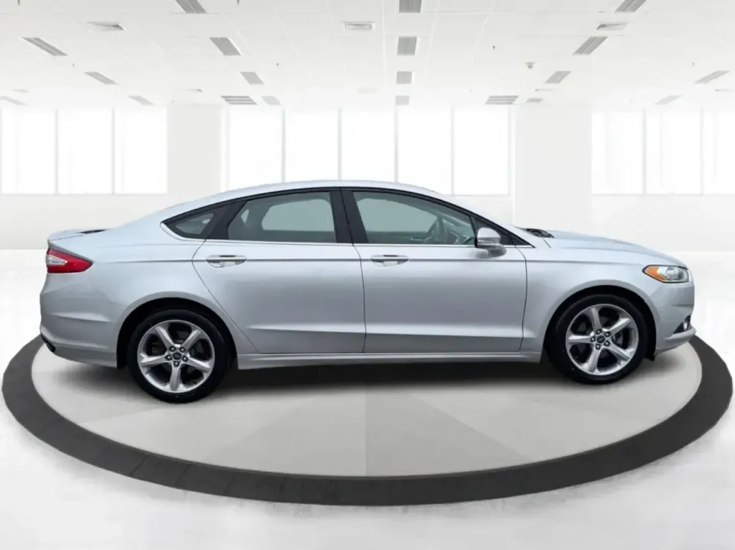2014 Ford Fusion SE (3FA6P0H90ER) with an 2.0L L4 DOHC 16V engine, located at 1951 S Dayton Lakeview Rd., New Carlisle, OH, 45344, (937) 908-9800, 39.890999, -84.050255 - Picture your next week: smooth commutes down I70, quick errands to Kroger, and a comfortable weekend drive to Dayton or Springfield-without driving something that feels bare-bones. This 2014 Ford Fusion SE in Ingot Silver Metallic fits real life in New Carlisle, Ohio, with the kind of practical comf- Photo#1