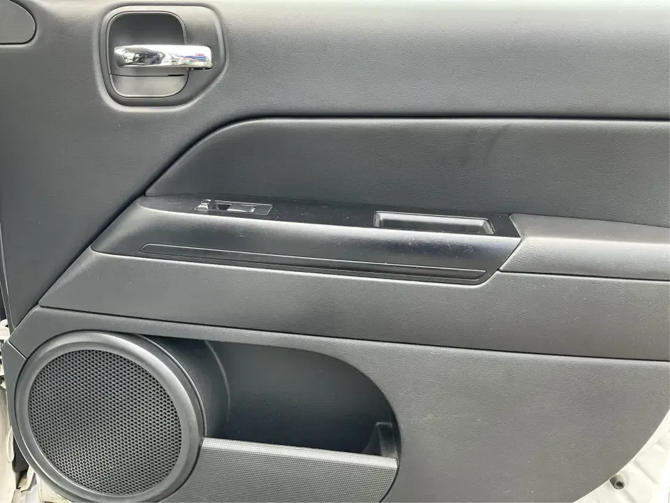 2017 Jeep Patriot Sport FWD (1C4NJPBA4HD) with an 2.0L L4 DOHC 16V engine, Continuously Variable Transmission (CVT) transmission, located at 4508 South Dixie Dr, Moraine, OH, 45439, (937) 908-9800, 39.689976, -84.218452 - Are you ready to elevate your adventures with a versatile SUV that suits both your daily commute and weekend getaways? Look no further than this stunning **2017 Jeep Patriot Sport FWD**, available at **Advantage Car and Credit**, your premier **Buy Here Pay Here dealership** located at **1184 Kauffm - Photo#18