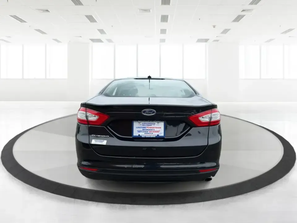 2014 Ford Fusion S (3FA6P0G78ER) with an Duratec 2.5L I-4 DOHC engine, Automatic transmission, located at 1951 S Dayton Lakeview Rd., New Carlisle, OH, 45344, (937) 908-9800, 39.890999, -84.050255 - Are you on the hunt for a reliable sedan that fits seamlessly into your everyday life? Look no further than this stunning 2014 Ford Fusion S, available now at Advantage Car and Credit in Fairborn, OH. This vehicle is the perfect choice for budget-conscious buyers or families needing a dependable rid - Photo#3