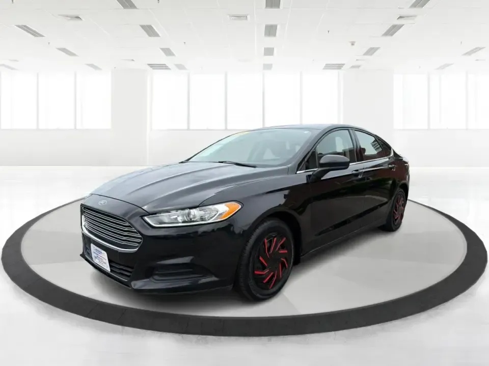 2014 Ford Fusion S (3FA6P0G78ER) with an Duratec 2.5L I-4 DOHC engine, Automatic transmission, located at 1951 S Dayton Lakeview Rd., New Carlisle, OH, 45344, (937) 908-9800, 39.890999, -84.050255 - Are you on the hunt for a reliable sedan that fits seamlessly into your everyday life? Look no further than this stunning 2014 Ford Fusion S, available now at Advantage Car and Credit in Fairborn, OH. This vehicle is the perfect choice for budget-conscious buyers or families needing a dependable rid - Photo#8