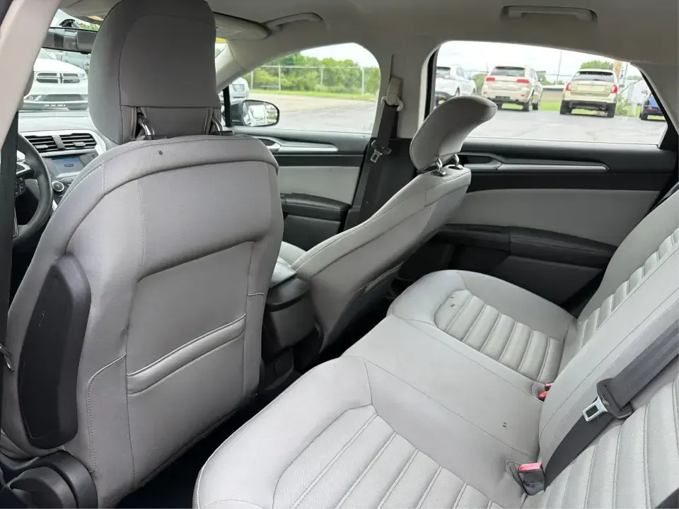 2014 Ford Fusion S (3FA6P0G78ER) with an Duratec 2.5L I-4 DOHC engine, Automatic transmission, located at 1951 S Dayton Lakeview Rd., New Carlisle, OH, 45344, (937) 908-9800, 39.890999, -84.050255 - Are you on the hunt for a reliable sedan that fits seamlessly into your everyday life? Look no further than this stunning 2014 Ford Fusion S, available now at Advantage Car and Credit in Fairborn, OH. This vehicle is the perfect choice for budget-conscious buyers or families needing a dependable rid - Photo#10